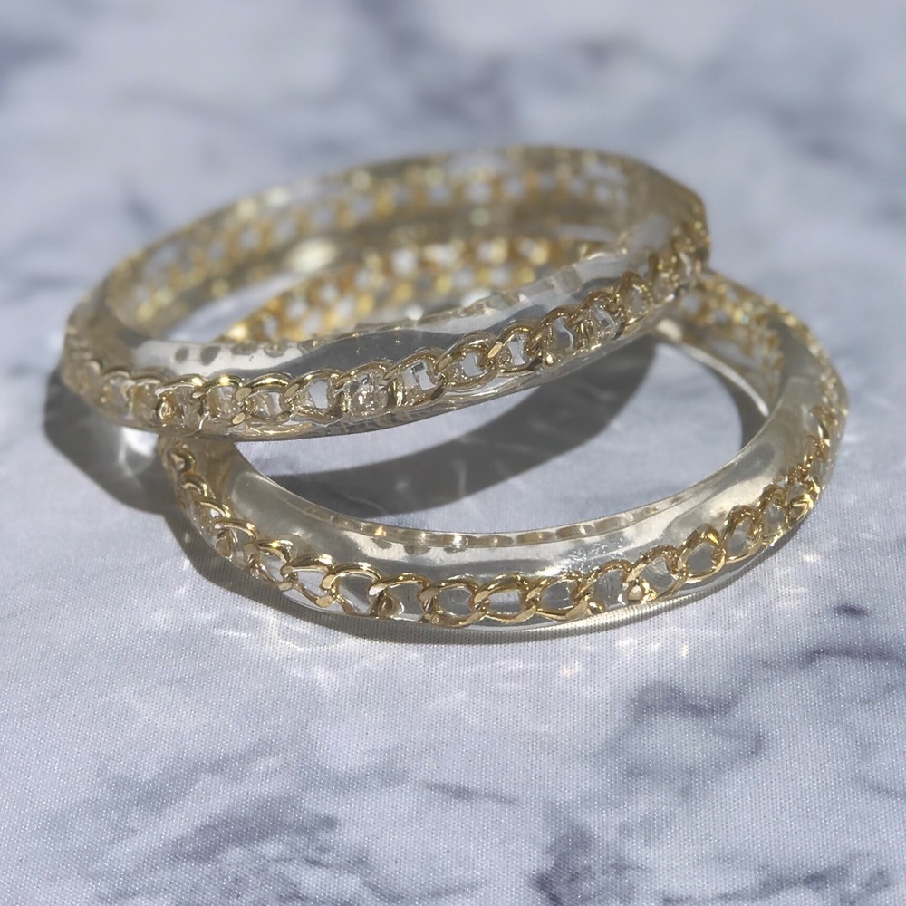 Metal link in resin bracelet